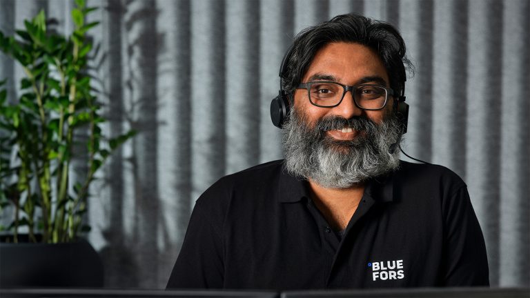 Photo of Bluefors customer care personnel